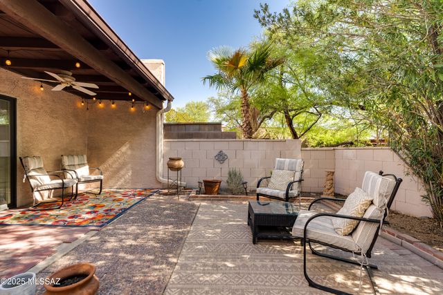 2885 E Weymouth Ci Circle E, Tucson, AZ 85716