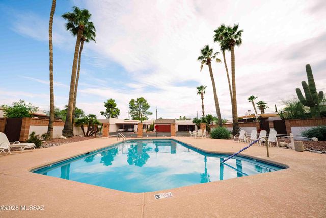 2885 E Weymouth Ci Circle E, Tucson, AZ 85716