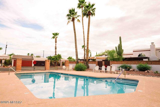 2885 E Weymouth Ci Circle E, Tucson, AZ 85716