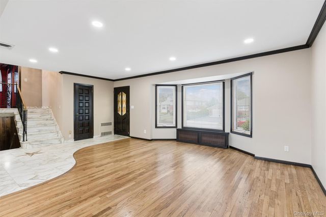 3962 Hahn Avenue, Bethpage, NY 11714