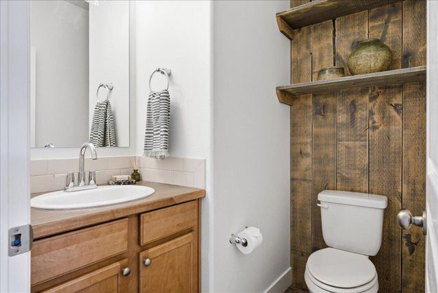 21269 SE Golden Market Court, Bend, OR 97702