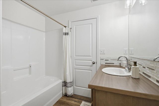 21269 SE Golden Market Court, Bend, OR 97702