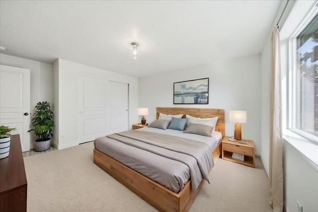 21269 SE Golden Market Court, Bend, OR 97702