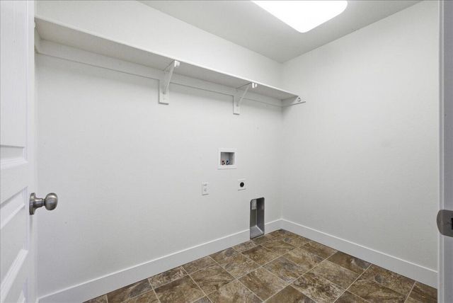 21269 SE Golden Market Court, Bend, OR 97702