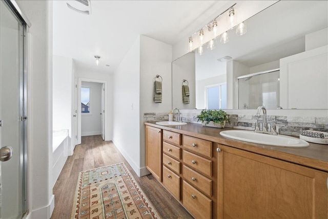 21269 SE Golden Market Court, Bend, OR 97702