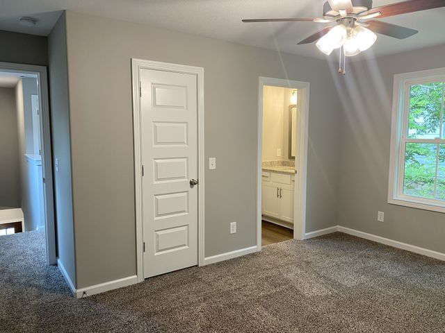714 Gracey Ave Apt A, Clarksville, TN 37040