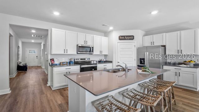 1083 Sanctuary Dr, Ridgeland, SC 29936