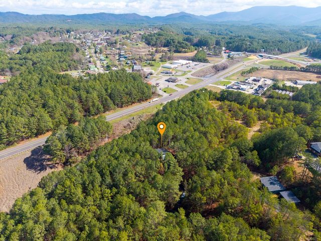 126 Hummingbird Way, Copperhill, TN 37317