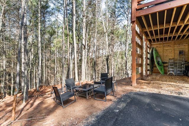 126 Hummingbird Way, Copperhill, TN 37317