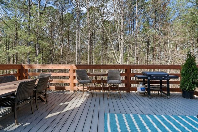 126 Hummingbird Way, Copperhill, TN 37317