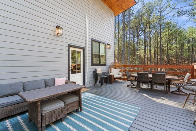 126 Hummingbird Way, Copperhill, TN 37317