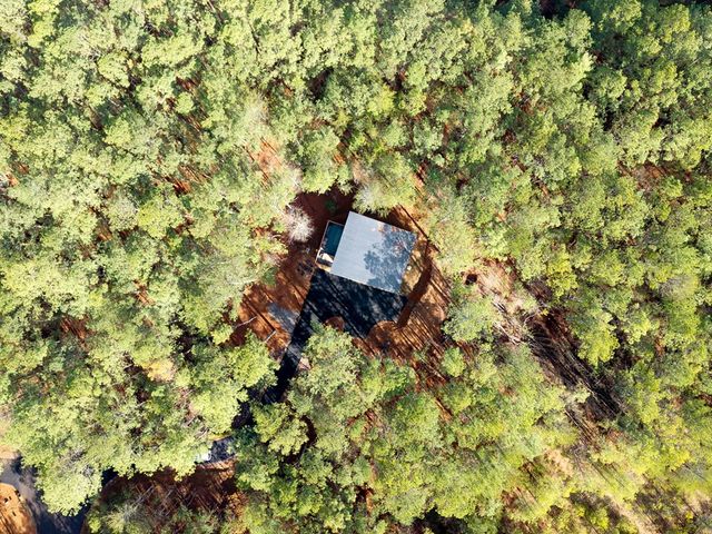 126 Hummingbird Way, Copperhill, TN 37317