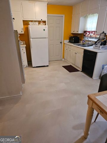 5784 Albans Circle, Lithonia, GA 30058