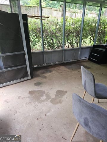 5784 Albans Circle, Lithonia, GA 30058