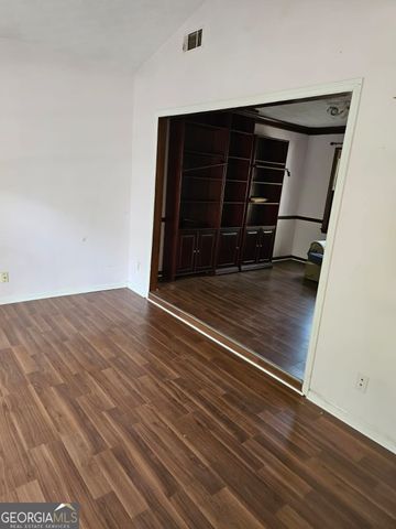 5784 Albans Circle, Lithonia, GA 30058