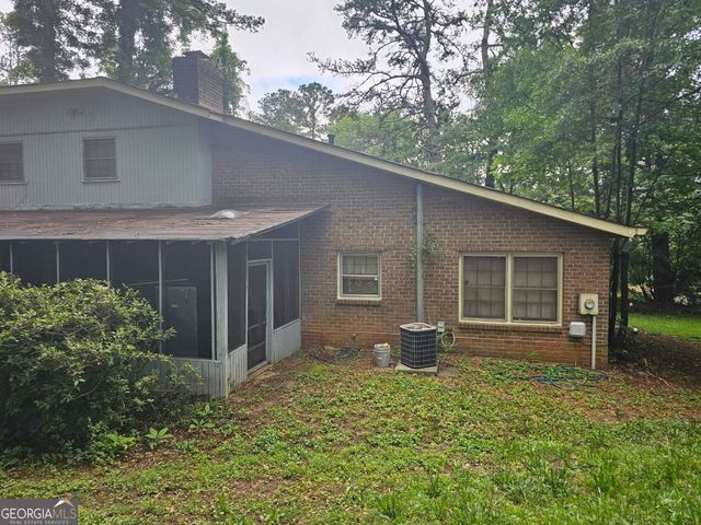 5784 Albans Circle, Lithonia, GA 30058