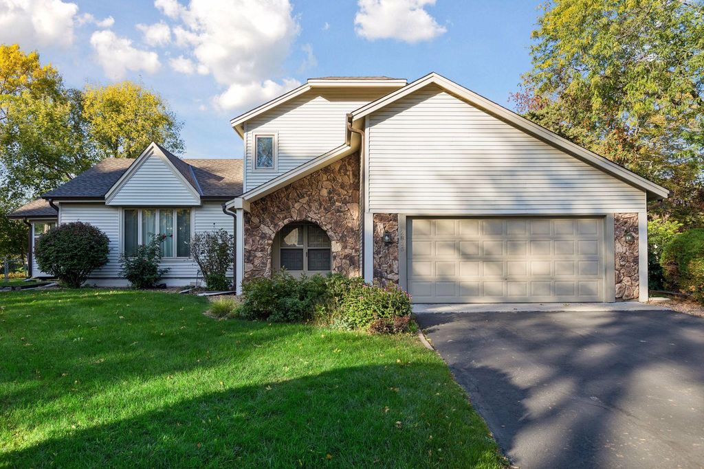 2825 Norwood Lane N, Plymouth, MN 55441 — photo 3