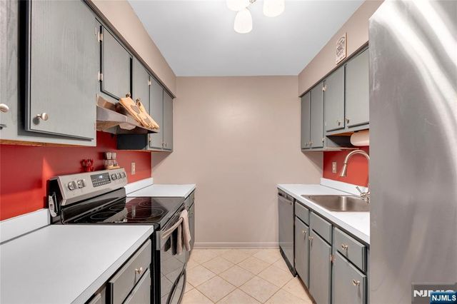 46 Watsessing Avenue C3, Belleville, NJ 07109