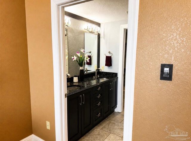 154 Ethel Wingate Dr 307, Pensacola, FL 32507