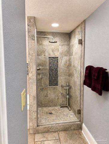 154 Ethel Wingate Dr 307, Pensacola, FL 32507