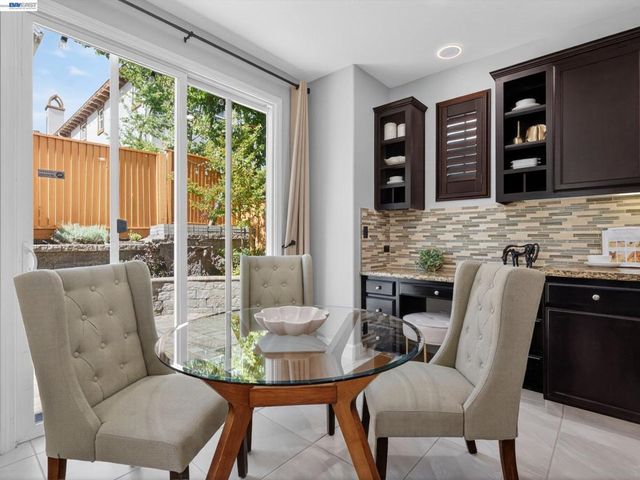 513 Crocus Hill Ct, San Ramon, CA 94582