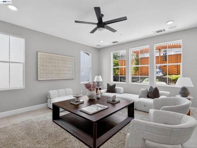 513 Crocus Hill Ct, San Ramon, CA 94582