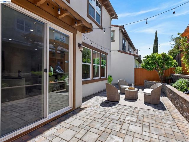 513 Crocus Hill Ct, San Ramon, CA 94582