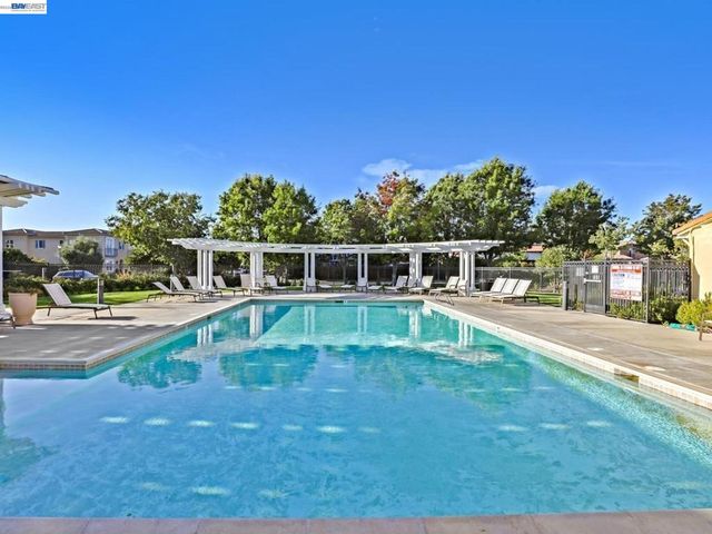 513 Crocus Hill Ct, San Ramon, CA 94582