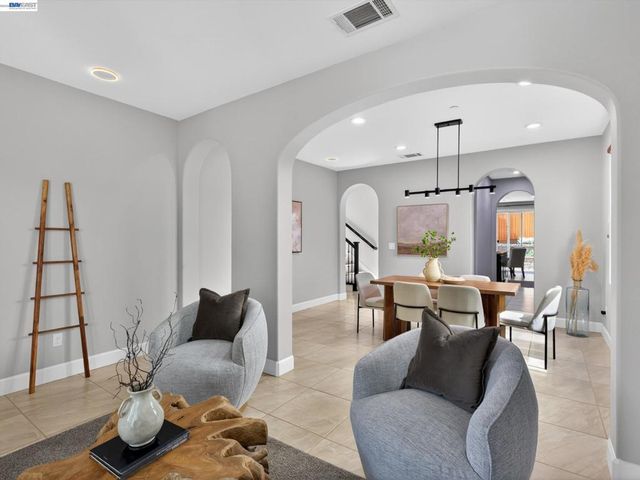 513 Crocus Hill Ct, San Ramon, CA 94582