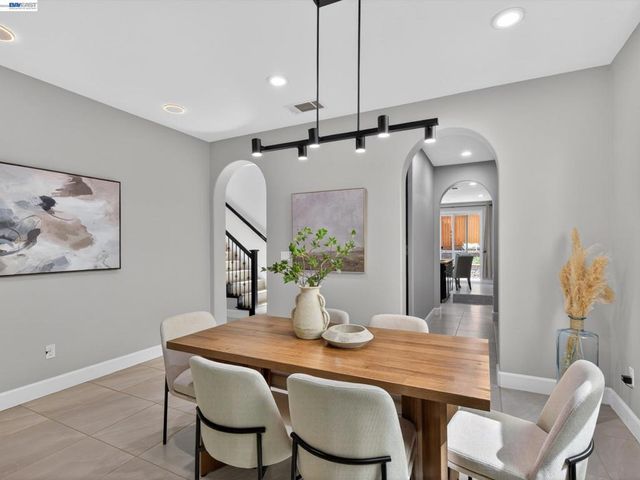 513 Crocus Hill Ct, San Ramon, CA 94582