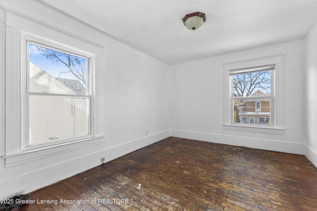 1807 Teel Avenue, Lansing, MI 48910