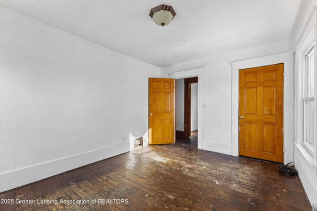 1807 Teel Avenue, Lansing, MI 48910