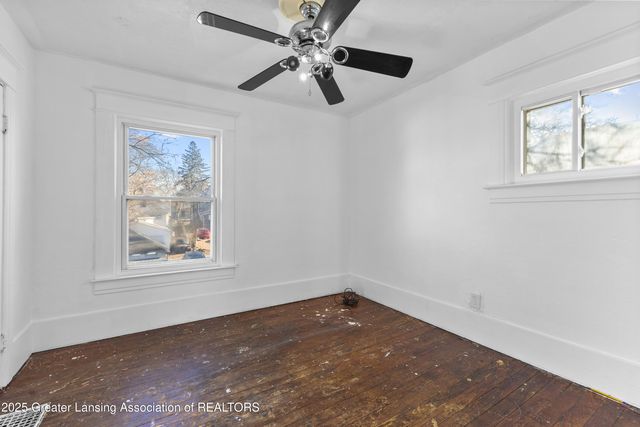 1807 Teel Avenue, Lansing, MI 48910