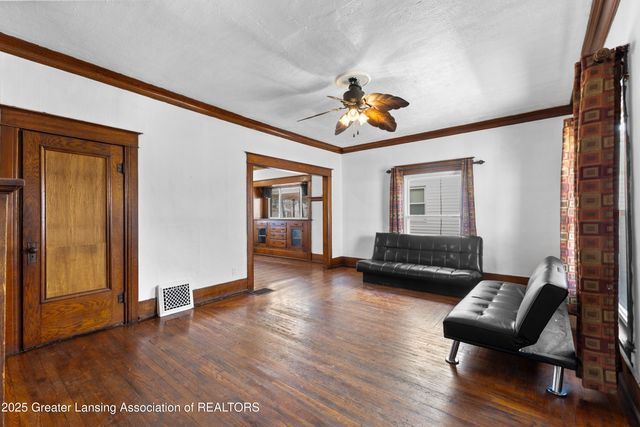 1807 Teel Avenue, Lansing, MI 48910