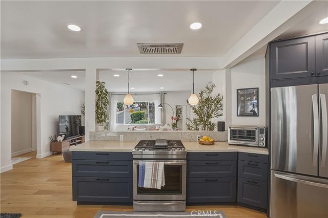 4231 Division, Los Angeles, CA 90065