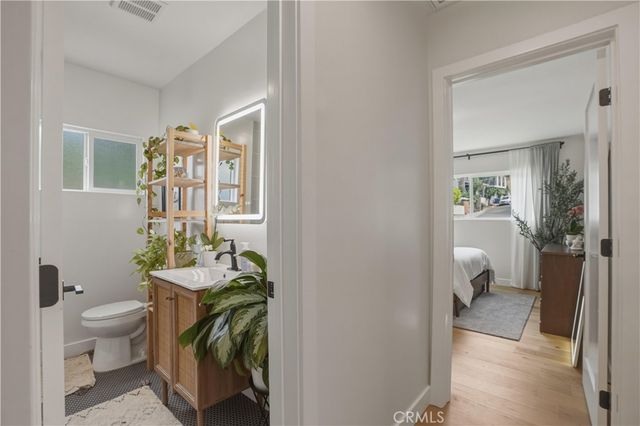 4231 Division, Los Angeles, CA 90065