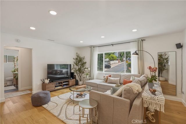4231 Division, Los Angeles, CA 90065