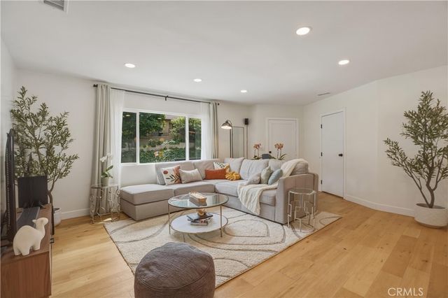 4231 Division, Los Angeles, CA 90065