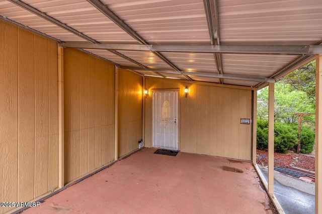 2045 SILVER CREEK Drive, Show Low, AZ 85901