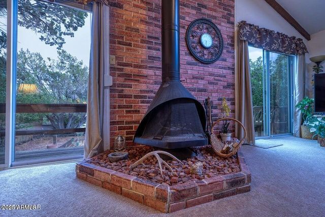 2045 SILVER CREEK Drive, Show Low, AZ 85901