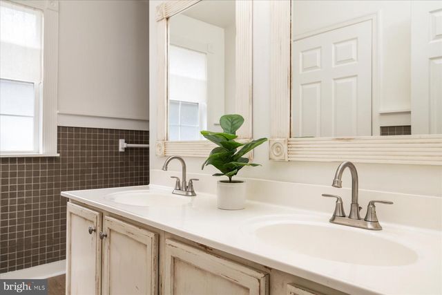 1037 BILTMORE AVE, West River, MD 20778