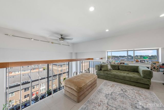 40 Fayette Street 66, Perth Amboy, NJ 08861