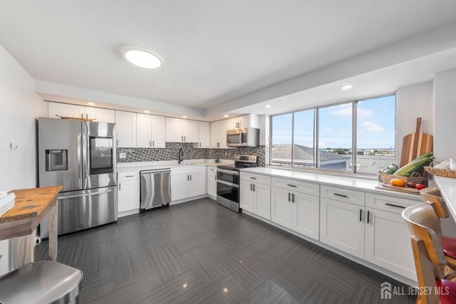40 Fayette Street 66, Perth Amboy, NJ 08861