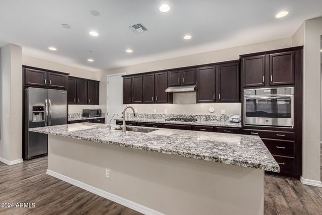 2355 W WHISPER ROCK Trail, Phoenix, AZ 85085