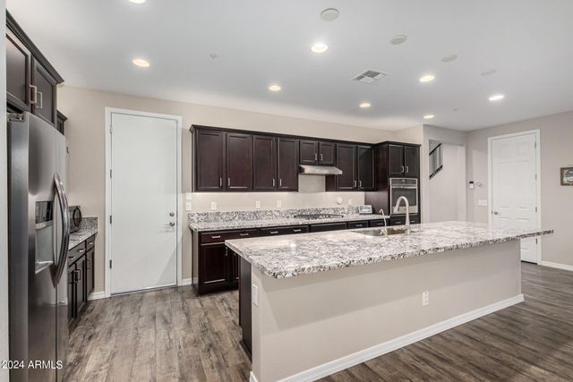 2355 W WHISPER ROCK Trail, Phoenix, AZ 85085