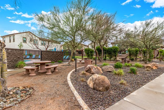 2355 W WHISPER ROCK Trail, Phoenix, AZ 85085