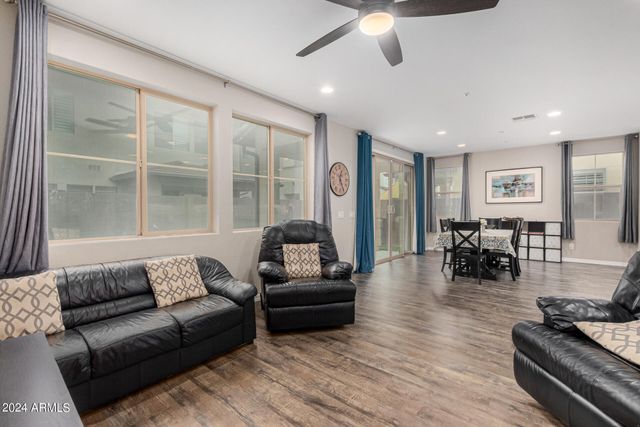 2355 W WHISPER ROCK Trail, Phoenix, AZ 85085