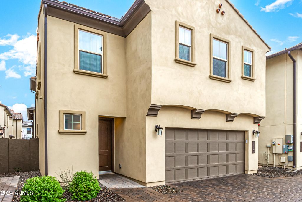 2355 W WHISPER ROCK Trail, Phoenix, AZ 85085