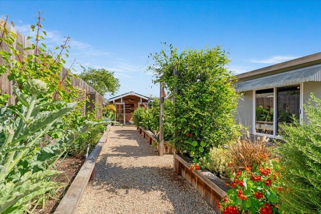601 Cedar Drive, Watsonville, CA 95076