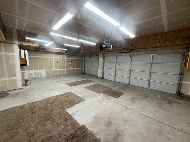 2672 Wrenwood Avenue, Clovis, CA 93611